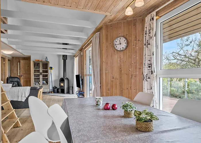 Vakantiehuis Awesome In With Sauna